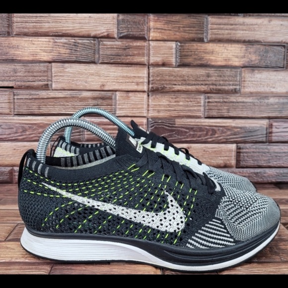 Nike Flyknit Racer Size 7 - Picture 1 of 5